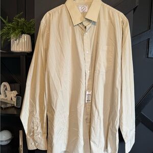 Bespoke NY Men’s Beige Button Down Dress Shirt Classic Fit NWT XL 17–17.5 36–37